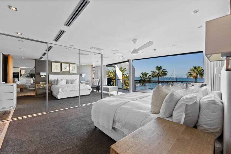 3 Bedroom Property for Sale in Mouille Point Western Cape
